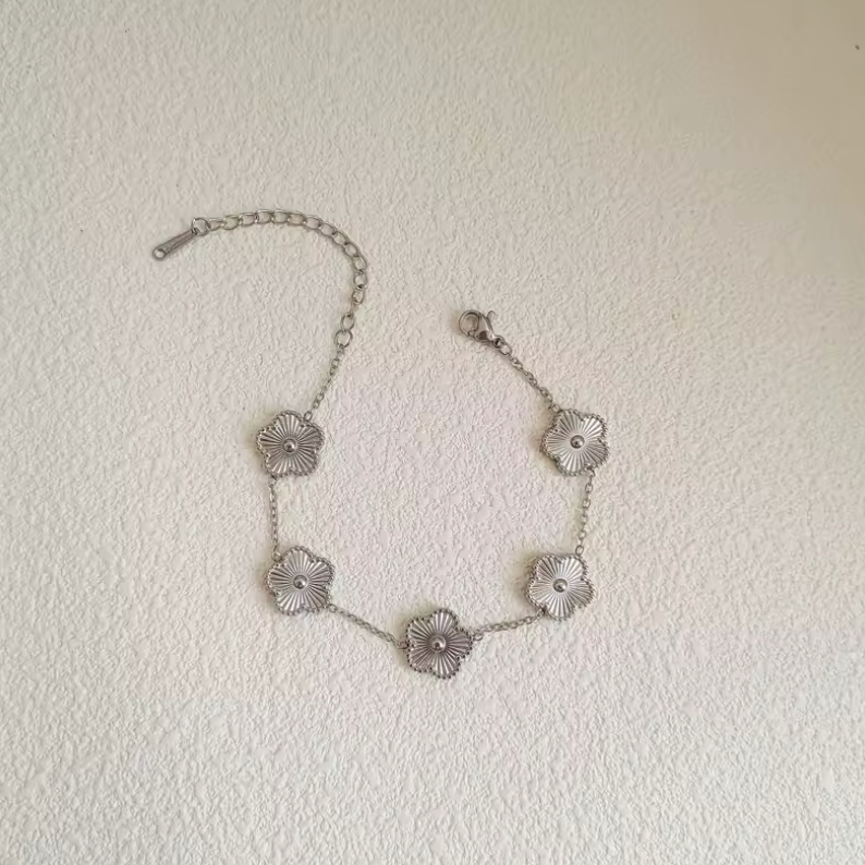 Bella - Clover Jewelry Set - Gift Ready